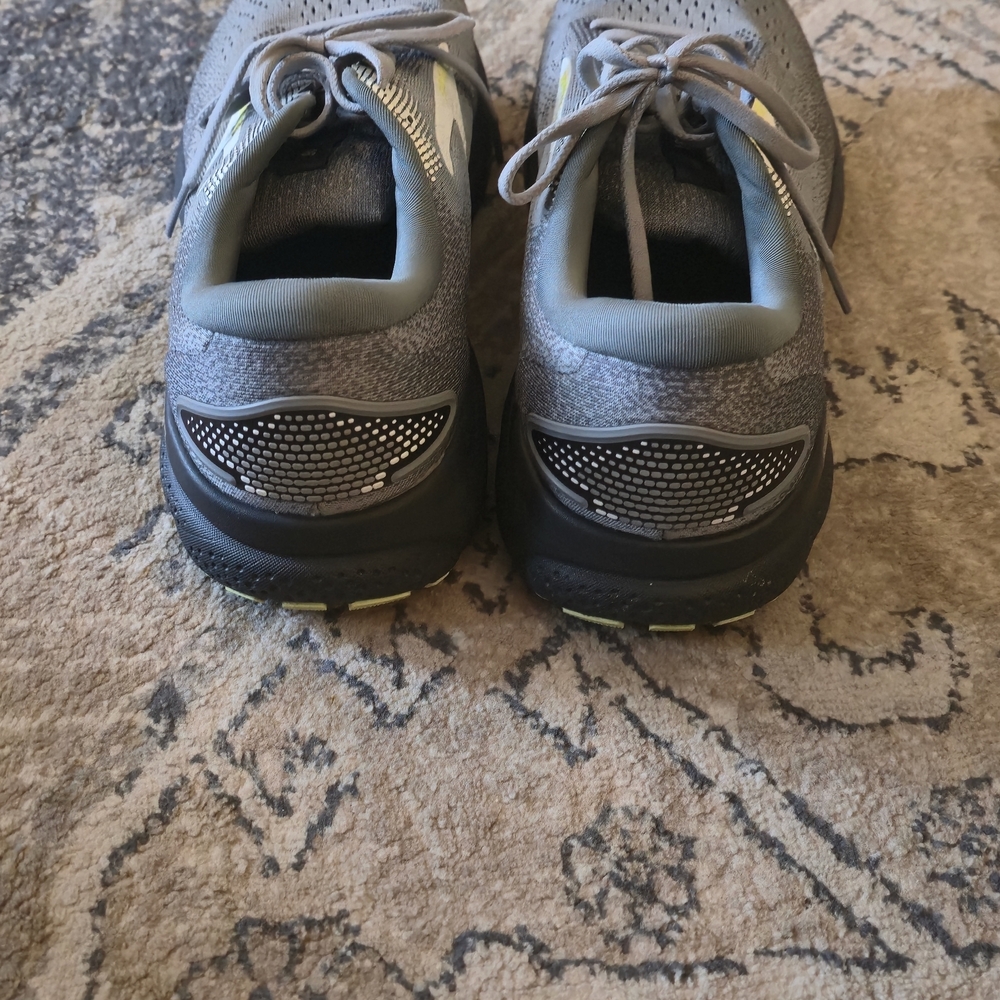 Brooks Ghost 16 - image 4